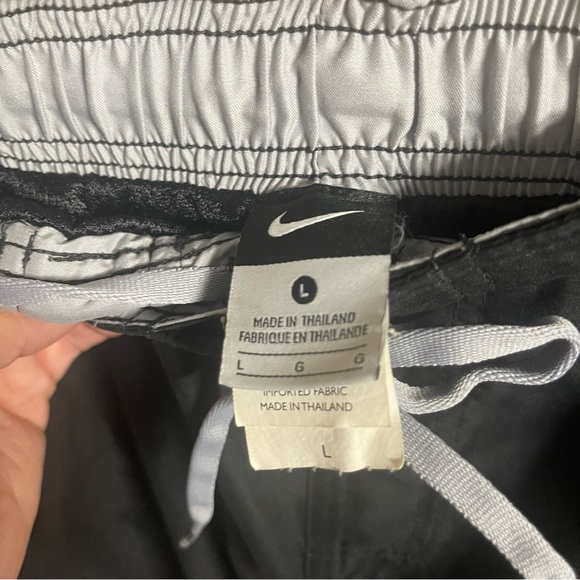 ✨Mens Nike Swim Trunks Board Shorts L✨ - Picture 3 of 4